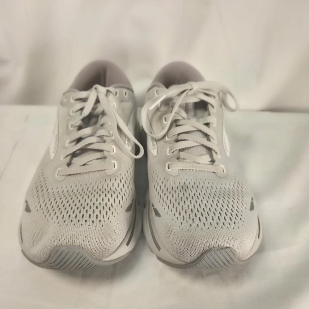 Brooks Ghost 15 Shoes Womens Size 8.5 B  Grey Sneakers Running Breathable